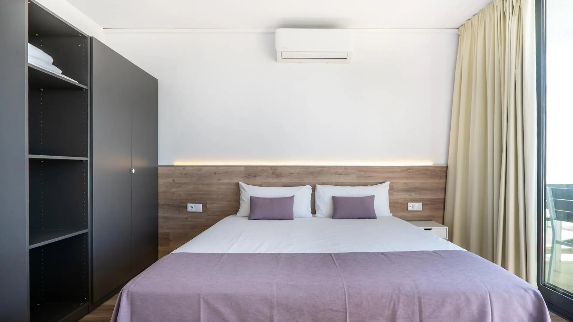Appartement Bertur Comtat Sant Jordi à Castell-Castell-Platja d'Aro