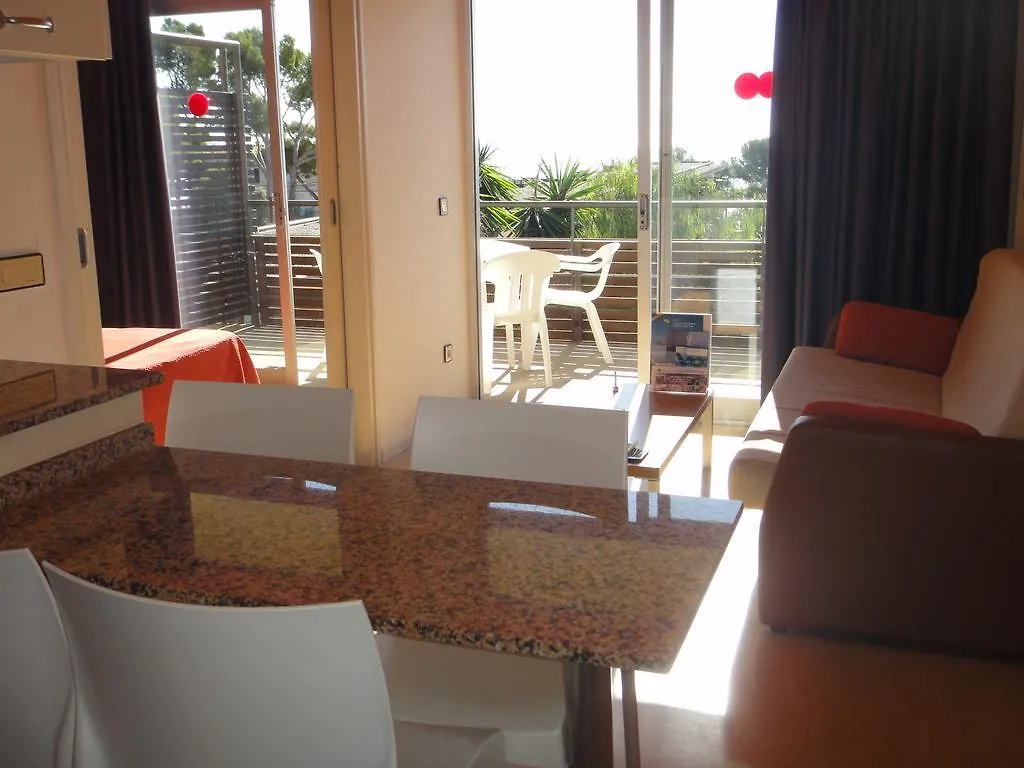 Appartement Bertur Comtat Sant Jordi à Castell-Castell-Platja d'Aro
